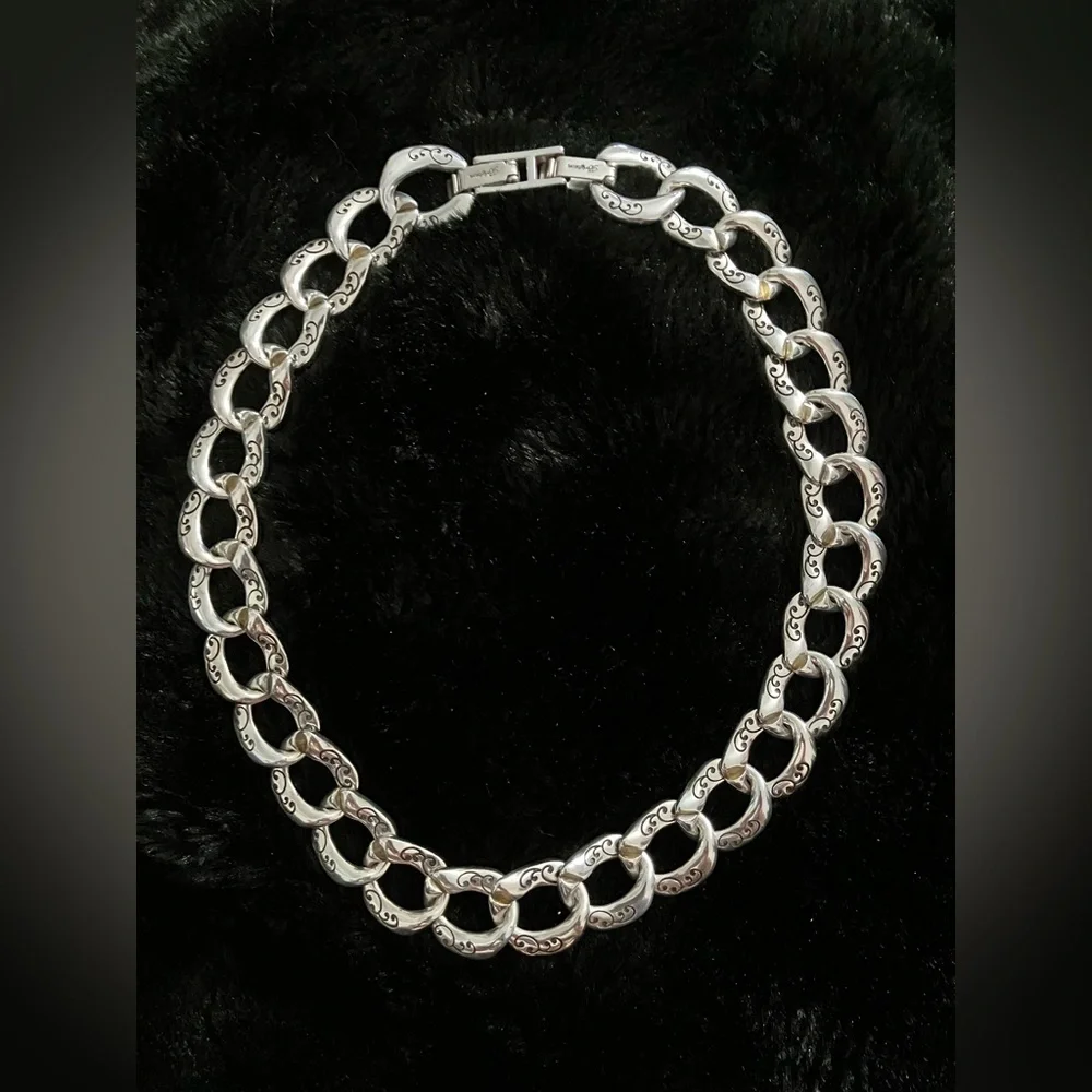 Brighton 💕 Beautiful Engraved on Front and Back Chain Link Necklace w/ Wrapping - Picture 4 of 9